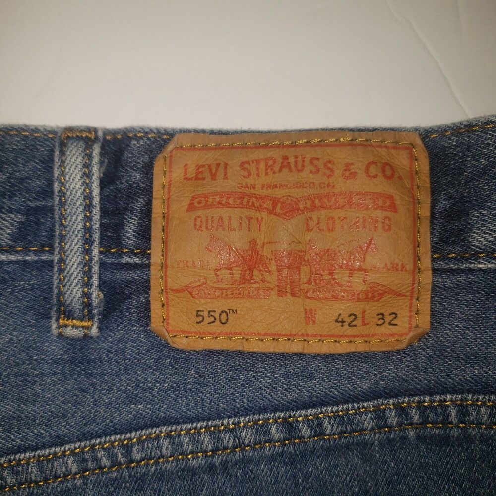LEVIS 550 W42 L32  Denim Blue Jeans Mens Size 42 X 32 - Picture 3 of 7